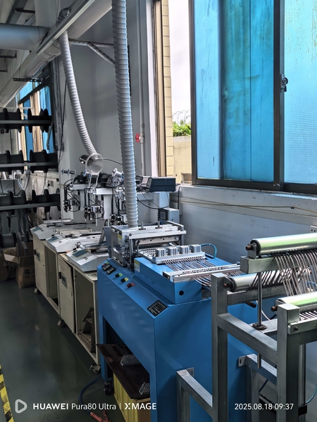 Shenzhen Xinhe Lighting Optoelectronics Co., Ltd. manufacturer production line