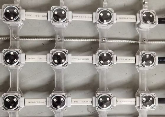 Window Glass 4000nits P60 Transparent Led Display Epistar Chip