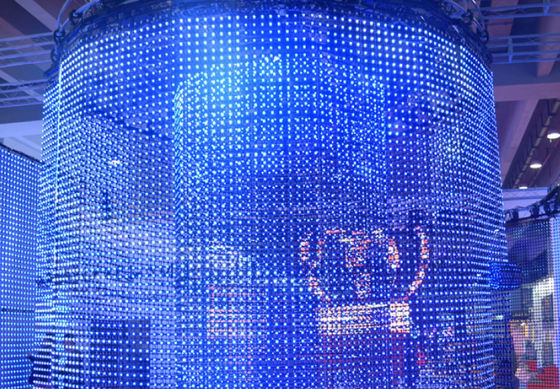 Wasserdichtes Soft LED Mesh Videobildschirm RGB 50mm DMX512 160 Grad für Innenräume