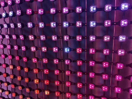 P62,5 Pixel-Pitch Flexible LED-Gardinenbildschirm Nettschirm für Außenwerbung