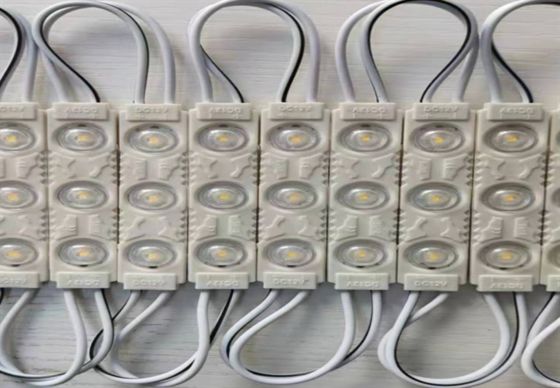 SMD2835 Hochhelligkeit 150LM RGB 1,2 Watt DC12V Wasserdichtes LED-Lichtmodul für Outdoor-Innenwerbung