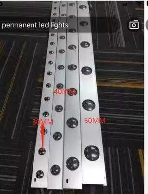 App-gesteuerte permanente LED-Punktbeleuchtung Großhaus Langstrecke 36V 1.5W IP67 Außenbahn Feiertage Weihnachtsdekoration